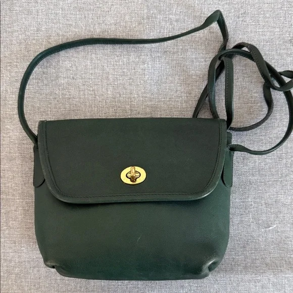 Coach 90s vintage green Leather Crossbody Bag K4B 9919 - Picture 1 of 15